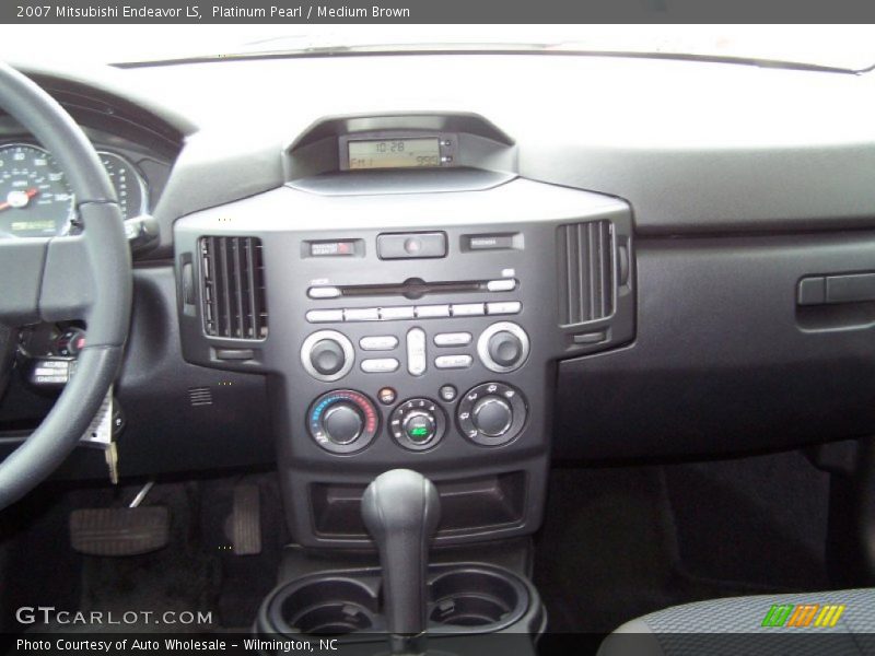 Platinum Pearl / Medium Brown 2007 Mitsubishi Endeavor LS