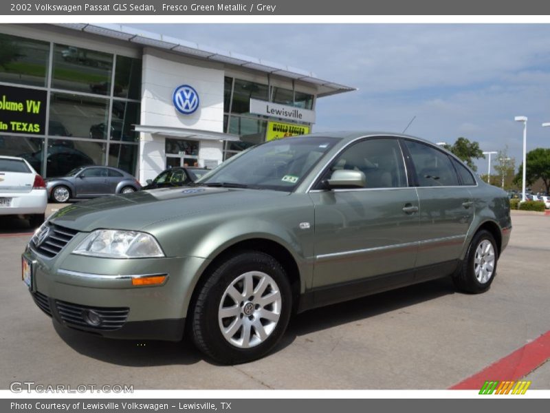 Fresco Green Metallic / Grey 2002 Volkswagen Passat GLS Sedan