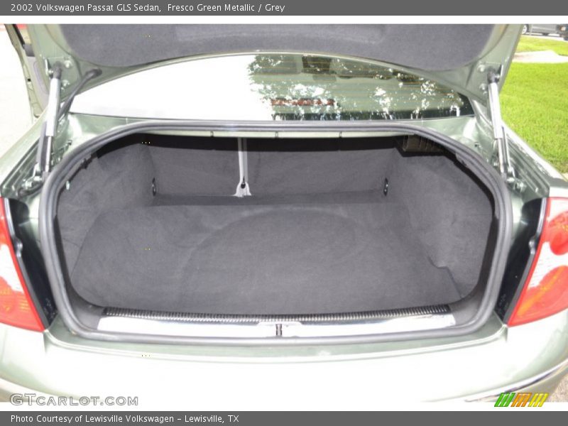  2002 Passat GLS Sedan Trunk