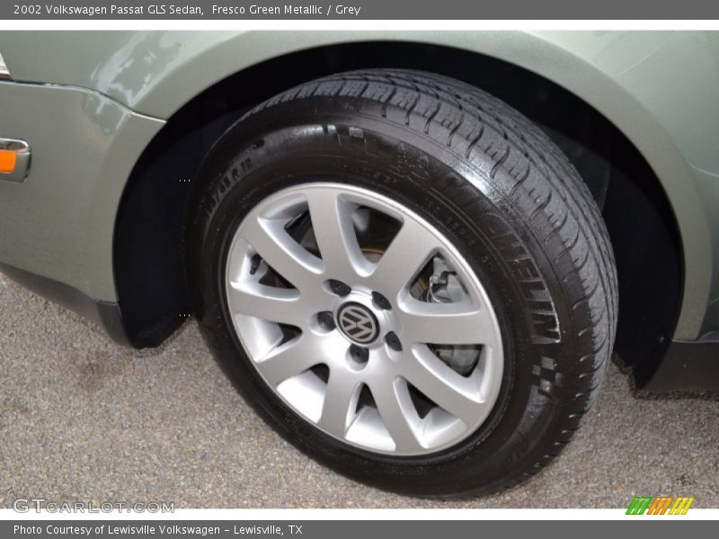  2002 Passat GLS Sedan Wheel