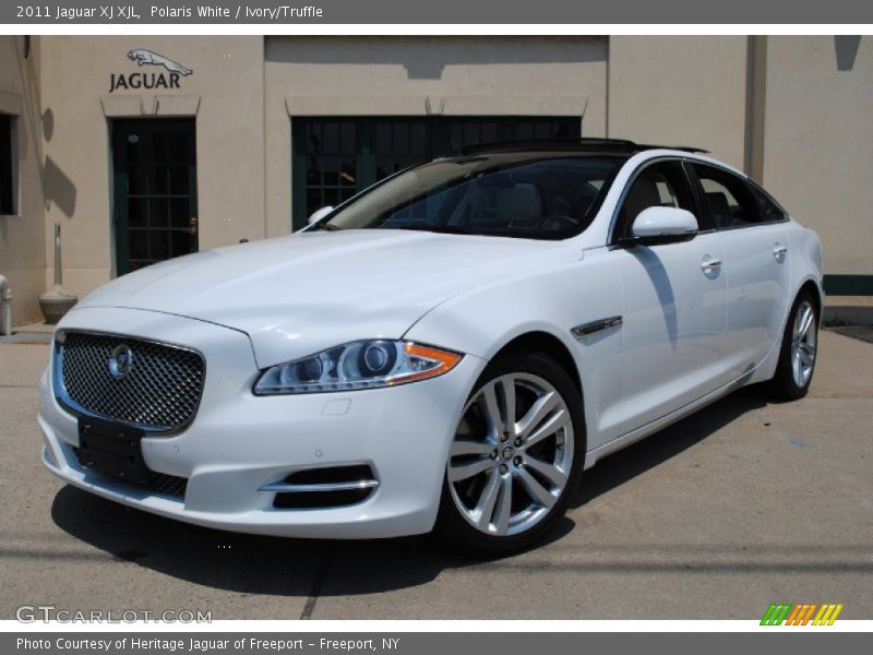 Front 3/4 View of 2011 XJ XJL