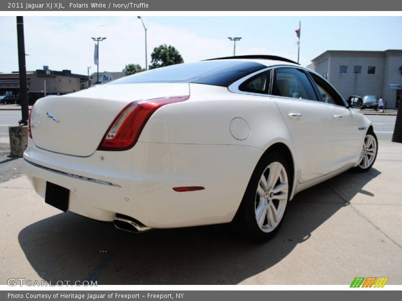  2011 XJ XJL Polaris White