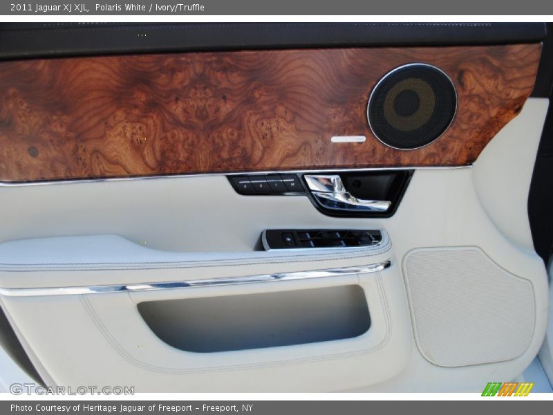 Polaris White / Ivory/Truffle 2011 Jaguar XJ XJL