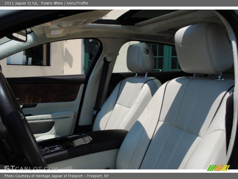 Polaris White / Ivory/Truffle 2011 Jaguar XJ XJL