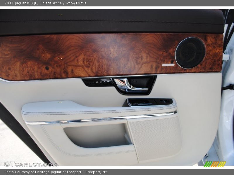 Polaris White / Ivory/Truffle 2011 Jaguar XJ XJL