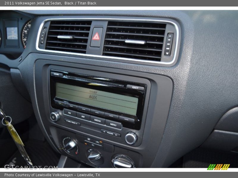 Black / Titan Black 2011 Volkswagen Jetta SE Sedan