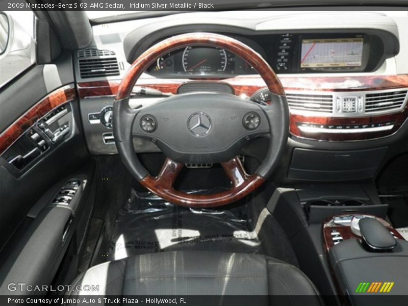 Dashboard of 2009 S 63 AMG Sedan