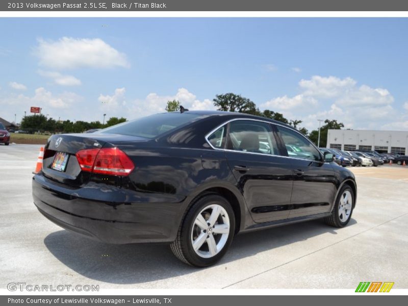 Black / Titan Black 2013 Volkswagen Passat 2.5L SE