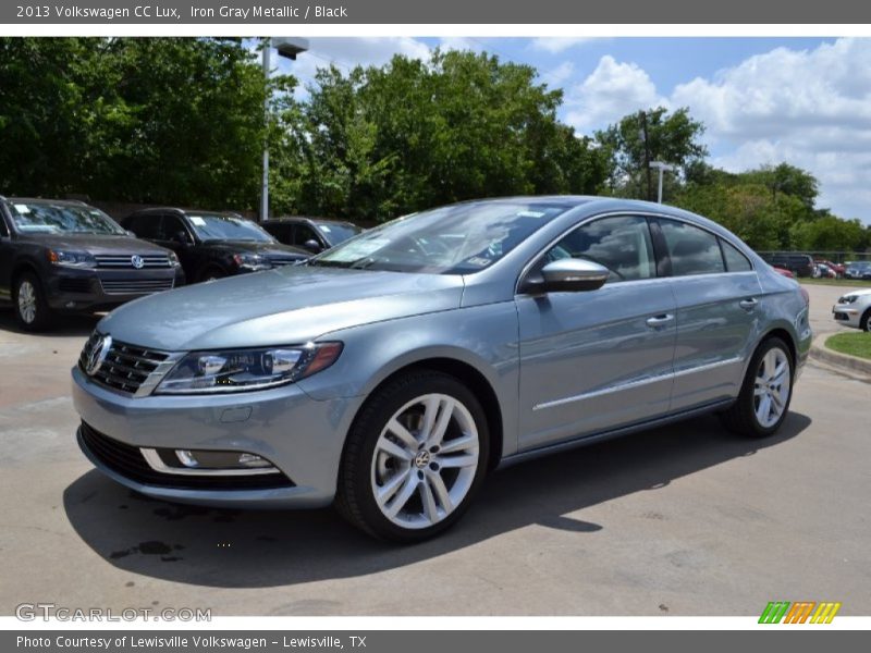 Front 3/4 View of 2013 CC Lux