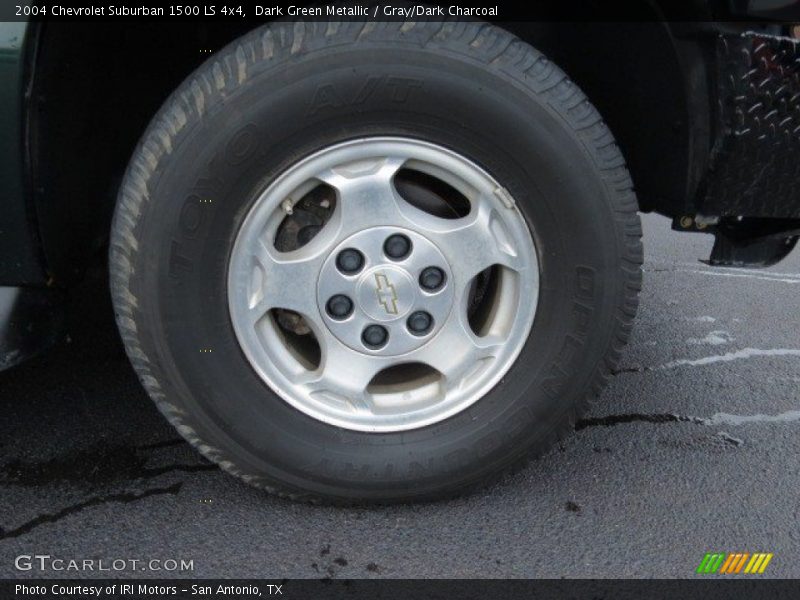 Dark Green Metallic / Gray/Dark Charcoal 2004 Chevrolet Suburban 1500 LS 4x4