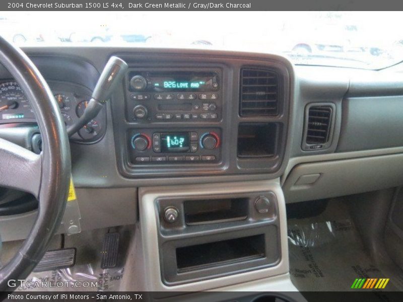 Dark Green Metallic / Gray/Dark Charcoal 2004 Chevrolet Suburban 1500 LS 4x4