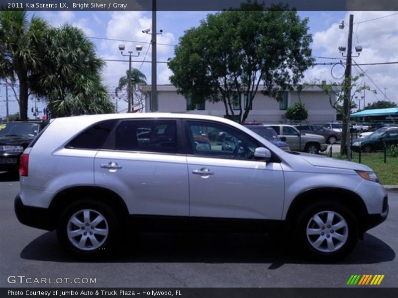 Bright Silver / Gray 2011 Kia Sorento LX