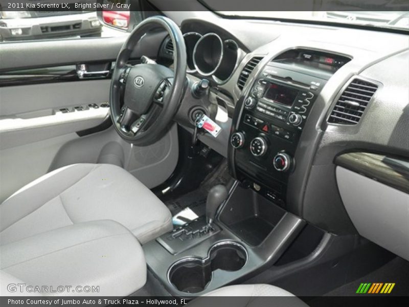 Bright Silver / Gray 2011 Kia Sorento LX