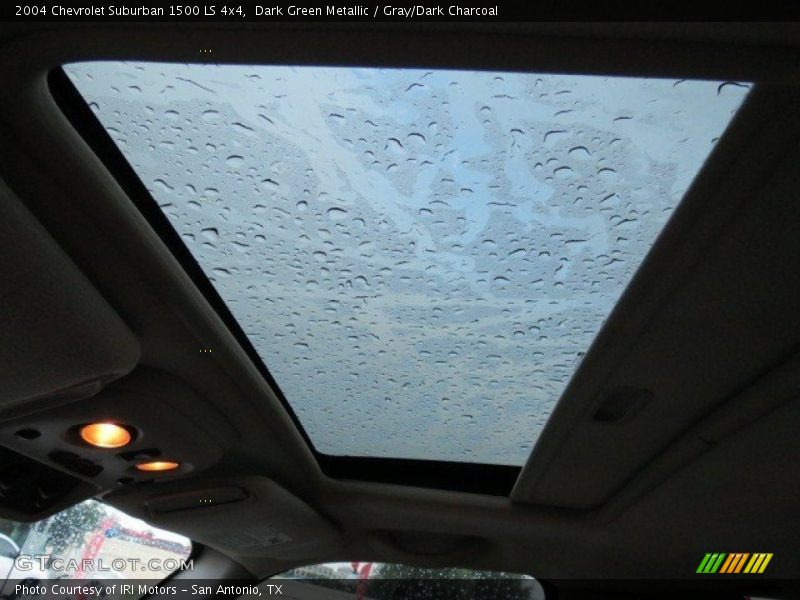 Dark Green Metallic / Gray/Dark Charcoal 2004 Chevrolet Suburban 1500 LS 4x4