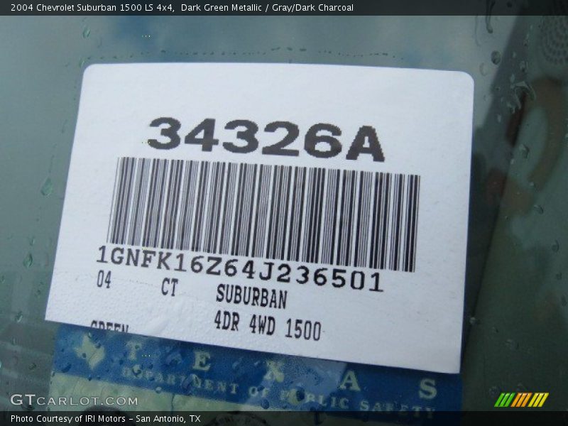 Dark Green Metallic / Gray/Dark Charcoal 2004 Chevrolet Suburban 1500 LS 4x4