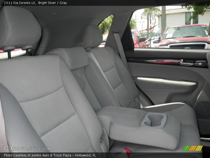 Bright Silver / Gray 2011 Kia Sorento LX