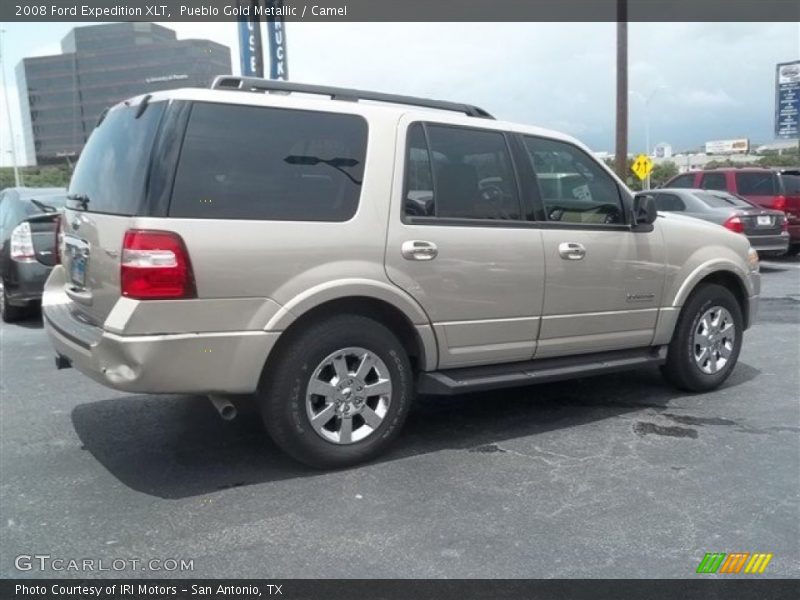 Pueblo Gold Metallic / Camel 2008 Ford Expedition XLT