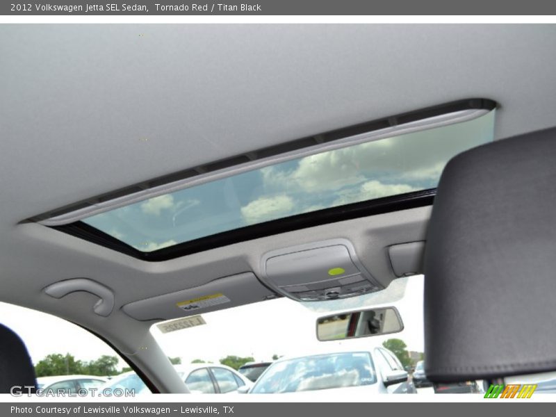 Tornado Red / Titan Black 2012 Volkswagen Jetta SEL Sedan