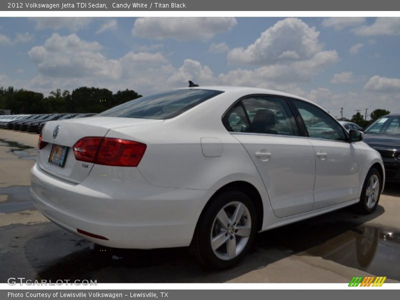 Candy White / Titan Black 2012 Volkswagen Jetta TDI Sedan