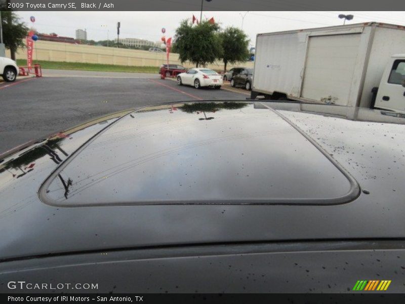 Black / Ash 2009 Toyota Camry SE
