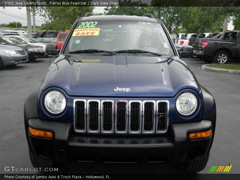Patriot Blue Pearlcoat / Dark Slate Gray 2002 Jeep Liberty Sport