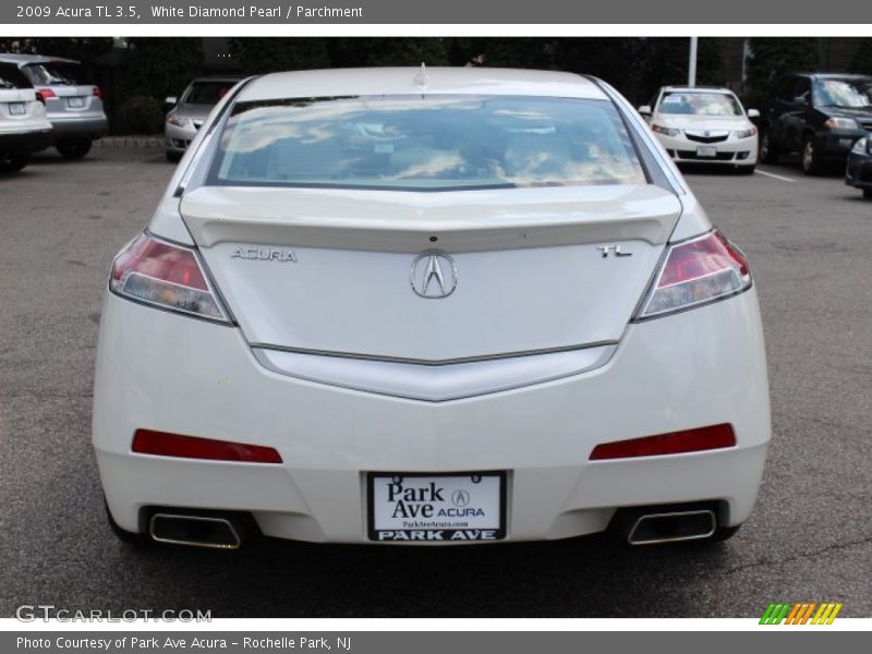 White Diamond Pearl / Parchment 2009 Acura TL 3.5