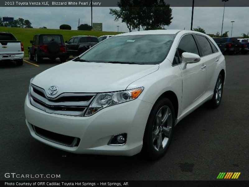 Blizzard White Pearl / Ivory 2013 Toyota Venza XLE