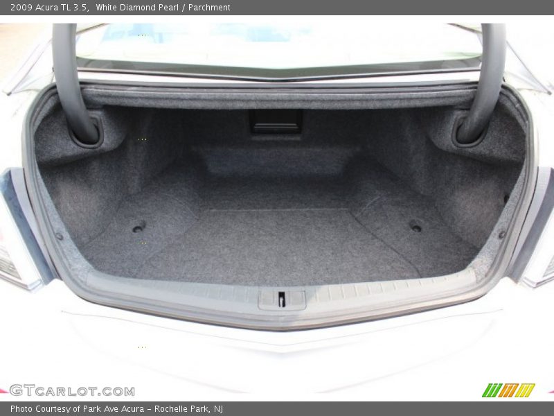 White Diamond Pearl / Parchment 2009 Acura TL 3.5