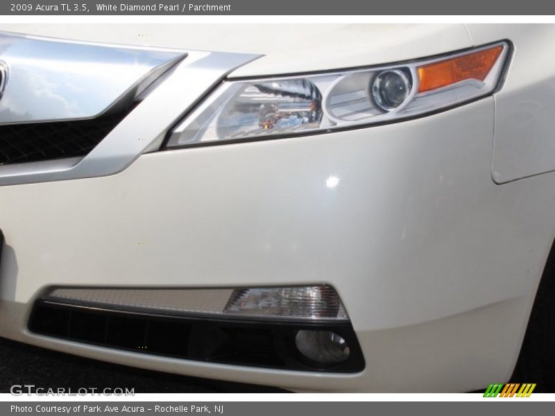 White Diamond Pearl / Parchment 2009 Acura TL 3.5