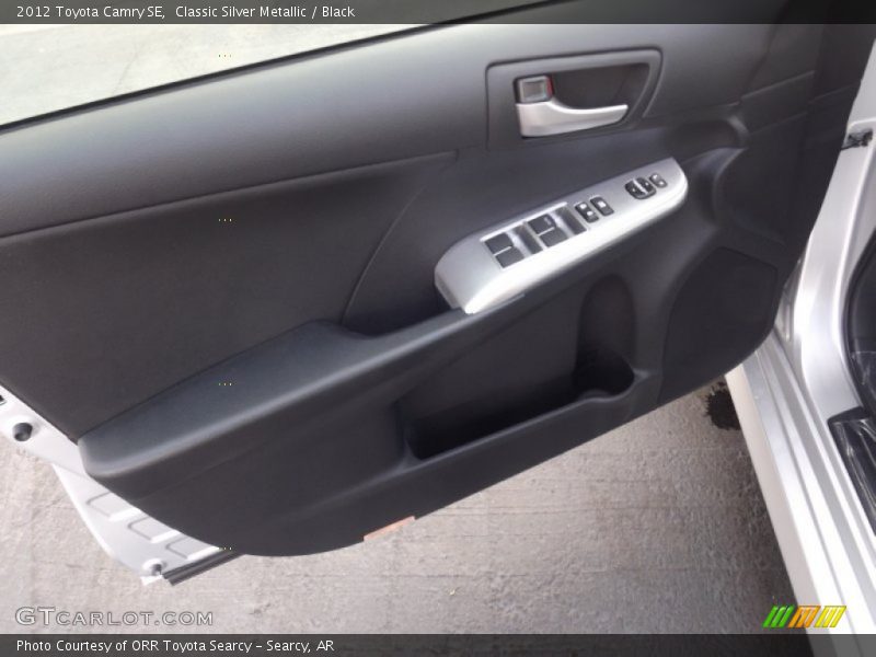 Classic Silver Metallic / Black 2012 Toyota Camry SE
