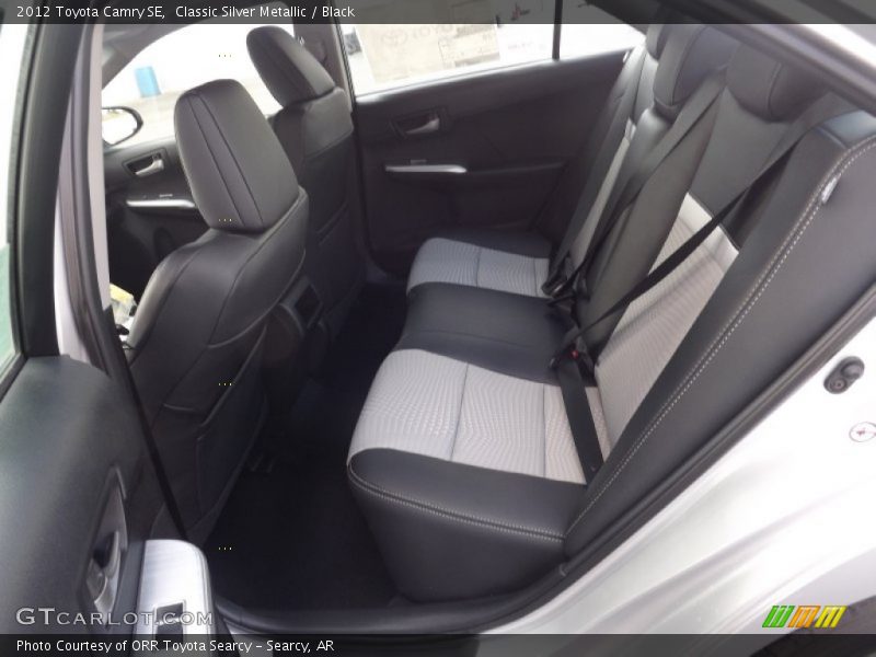 Classic Silver Metallic / Black 2012 Toyota Camry SE