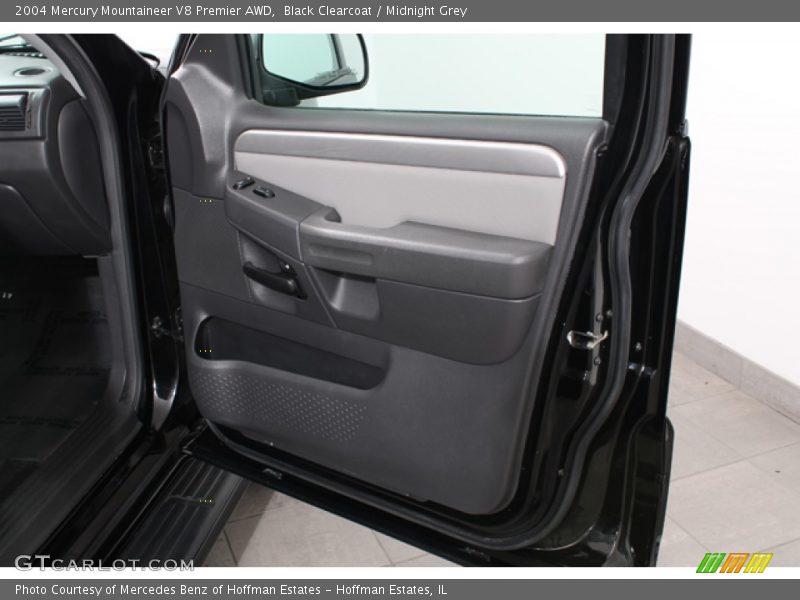 Black Clearcoat / Midnight Grey 2004 Mercury Mountaineer V8 Premier AWD