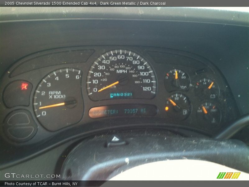 Dark Green Metallic / Dark Charcoal 2005 Chevrolet Silverado 1500 Extended Cab 4x4