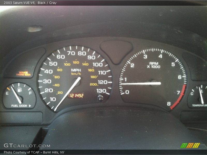 Black / Gray 2003 Saturn VUE V6