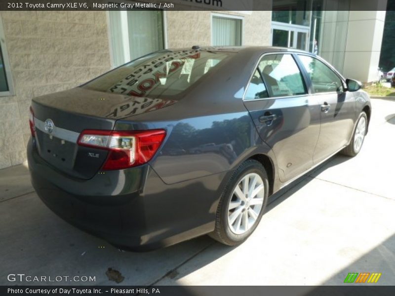Magnetic Gray Metallic / Ash 2012 Toyota Camry XLE V6