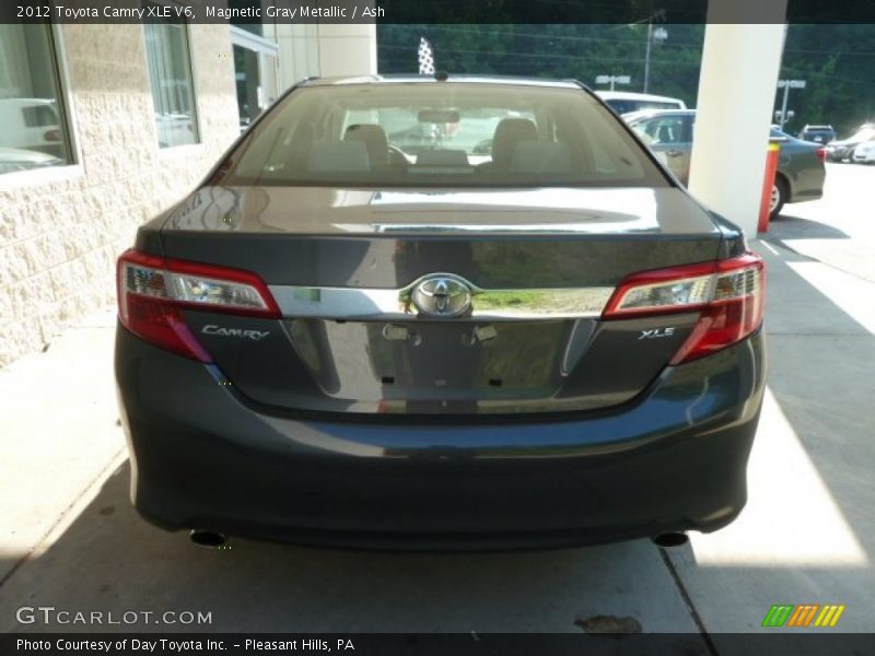 Magnetic Gray Metallic / Ash 2012 Toyota Camry XLE V6