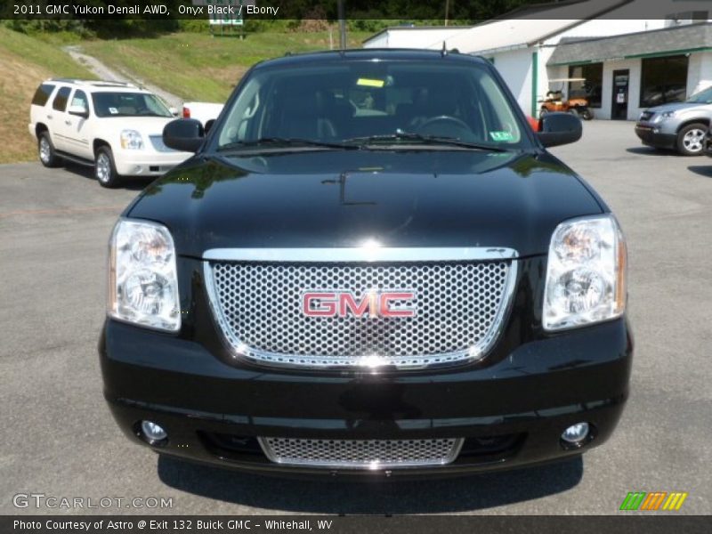 Onyx Black / Ebony 2011 GMC Yukon Denali AWD