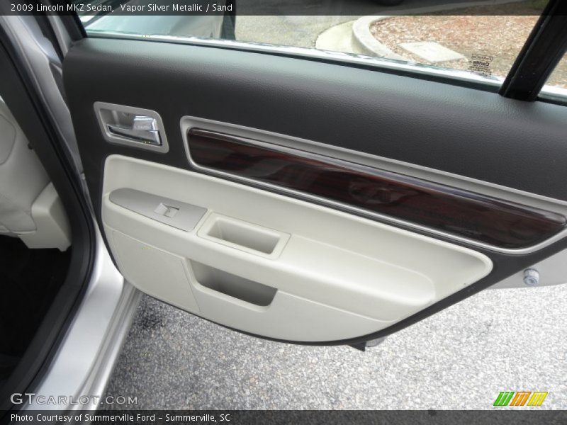 Vapor Silver Metallic / Sand 2009 Lincoln MKZ Sedan