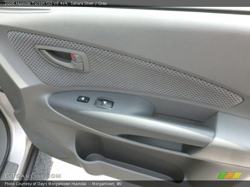 Sahara Silver / Gray 2006 Hyundai Tucson GLS V6 4x4