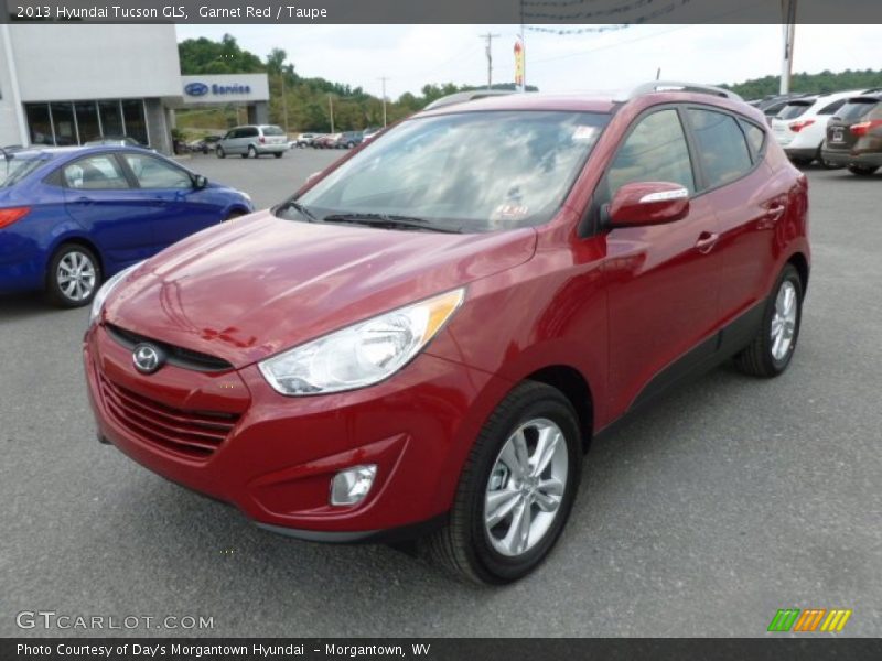Front 3/4 View of 2013 Tucson GLS