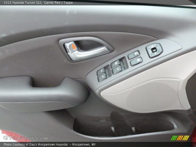 Door Panel of 2013 Tucson GLS