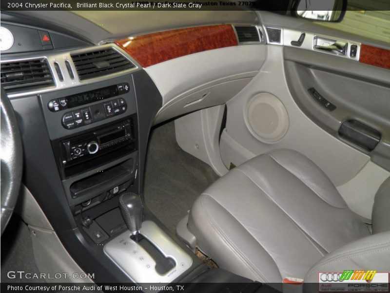 Brilliant Black Crystal Pearl / Dark Slate Gray 2004 Chrysler Pacifica