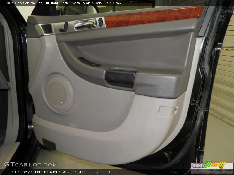 Brilliant Black Crystal Pearl / Dark Slate Gray 2004 Chrysler Pacifica