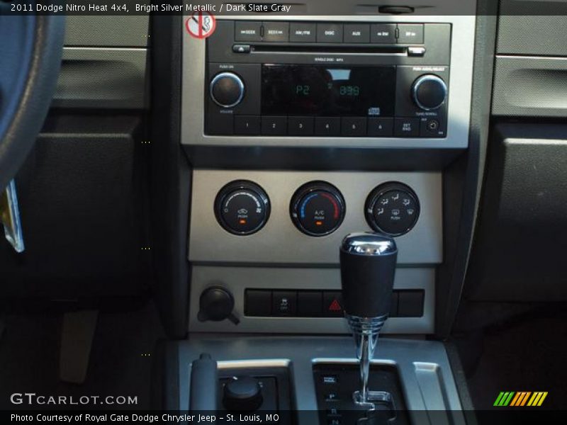 Bright Silver Metallic / Dark Slate Gray 2011 Dodge Nitro Heat 4x4