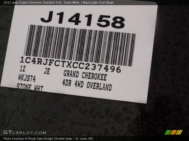 Stone White / Black/Light Frost Beige 2012 Jeep Grand Cherokee Overland 4x4