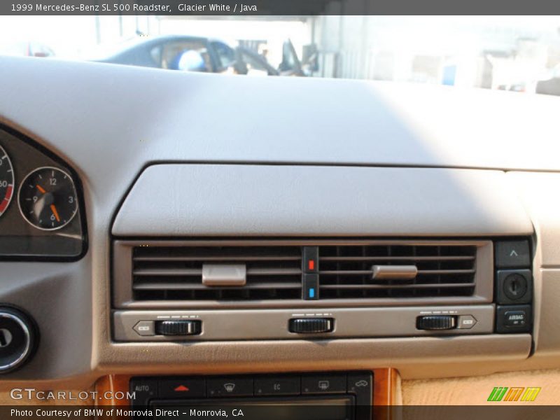 Glacier White / Java 1999 Mercedes-Benz SL 500 Roadster