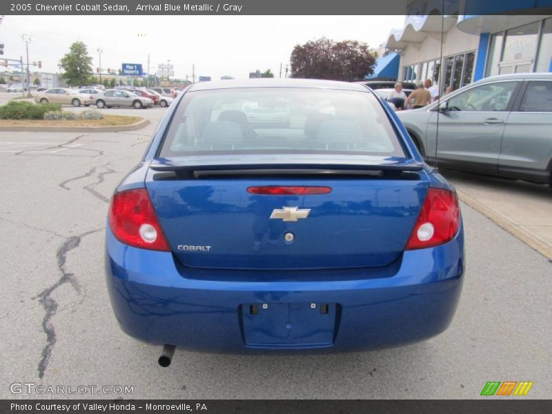 Arrival Blue Metallic / Gray 2005 Chevrolet Cobalt Sedan