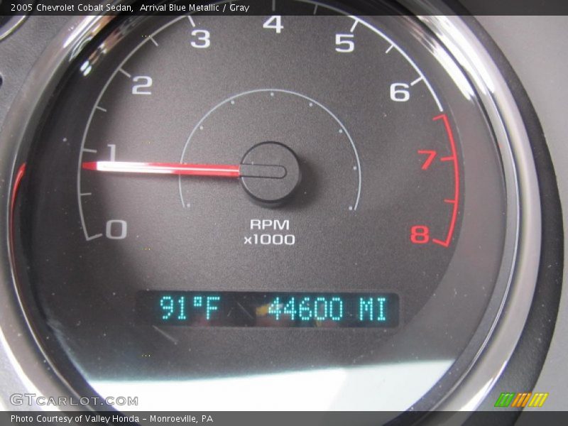 Arrival Blue Metallic / Gray 2005 Chevrolet Cobalt Sedan