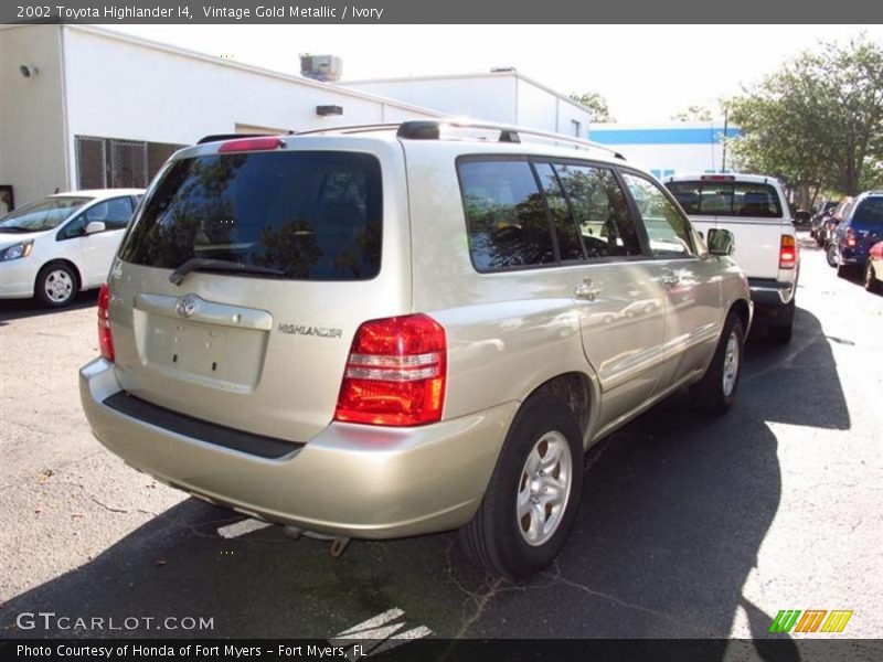 Vintage Gold Metallic / Ivory 2002 Toyota Highlander I4