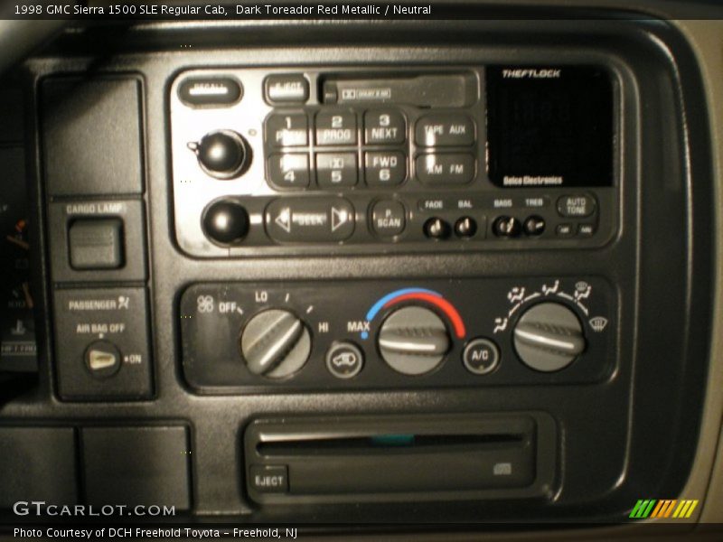 Dark Toreador Red Metallic / Neutral 1998 GMC Sierra 1500 SLE Regular Cab